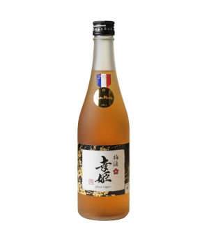 bouteille de liqueur de prune avec m daillon fran ais sur fond uni luxe.png