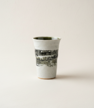 tasse sak c ramique blanche motif pinceau noir photo produit luxe.png